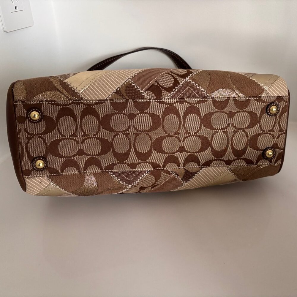 Coach 12524 Brown Turnlock Canvas/Suede Patchwork *RARE* - Picture 3 of 4